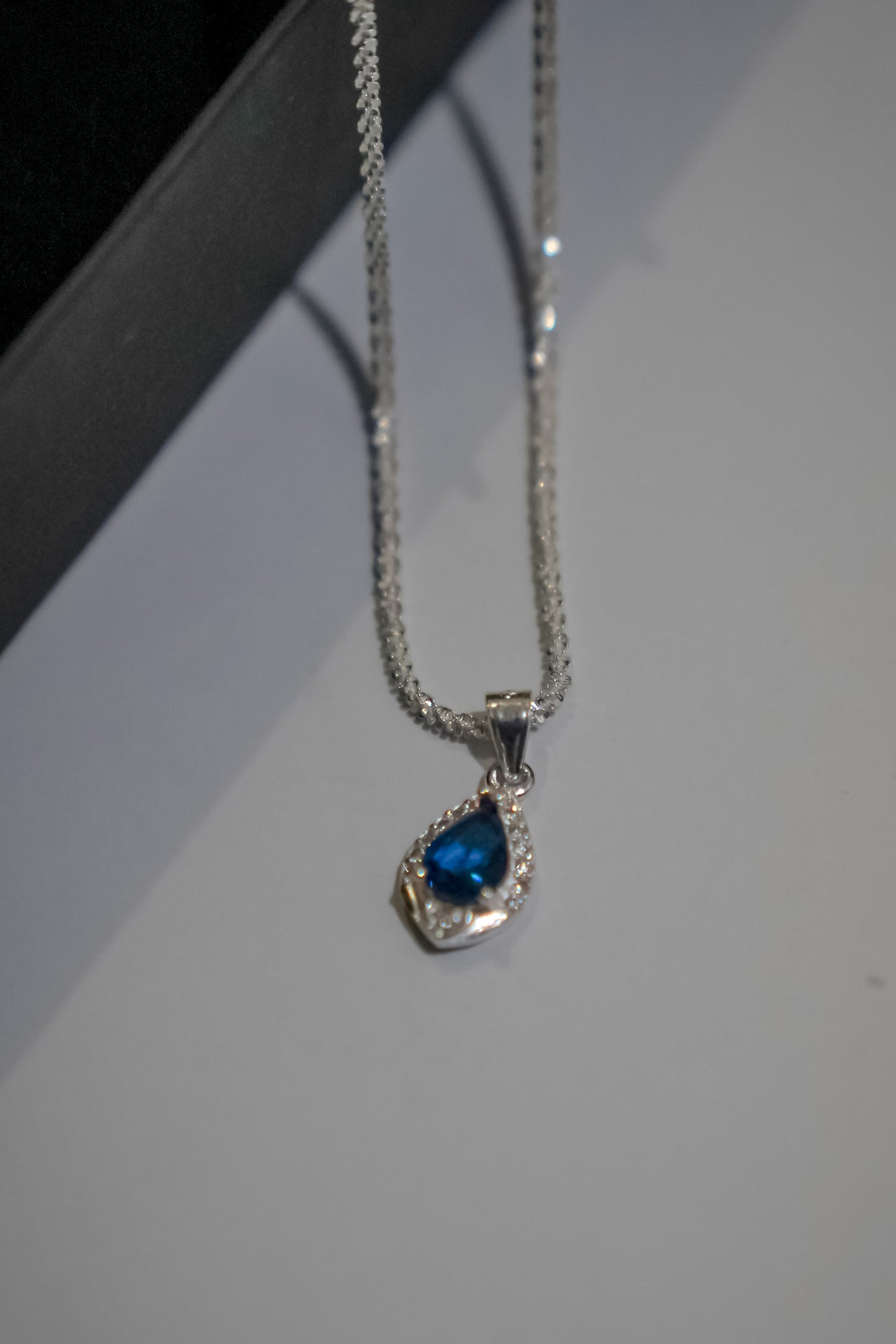 Blue Veil: Pendant Set