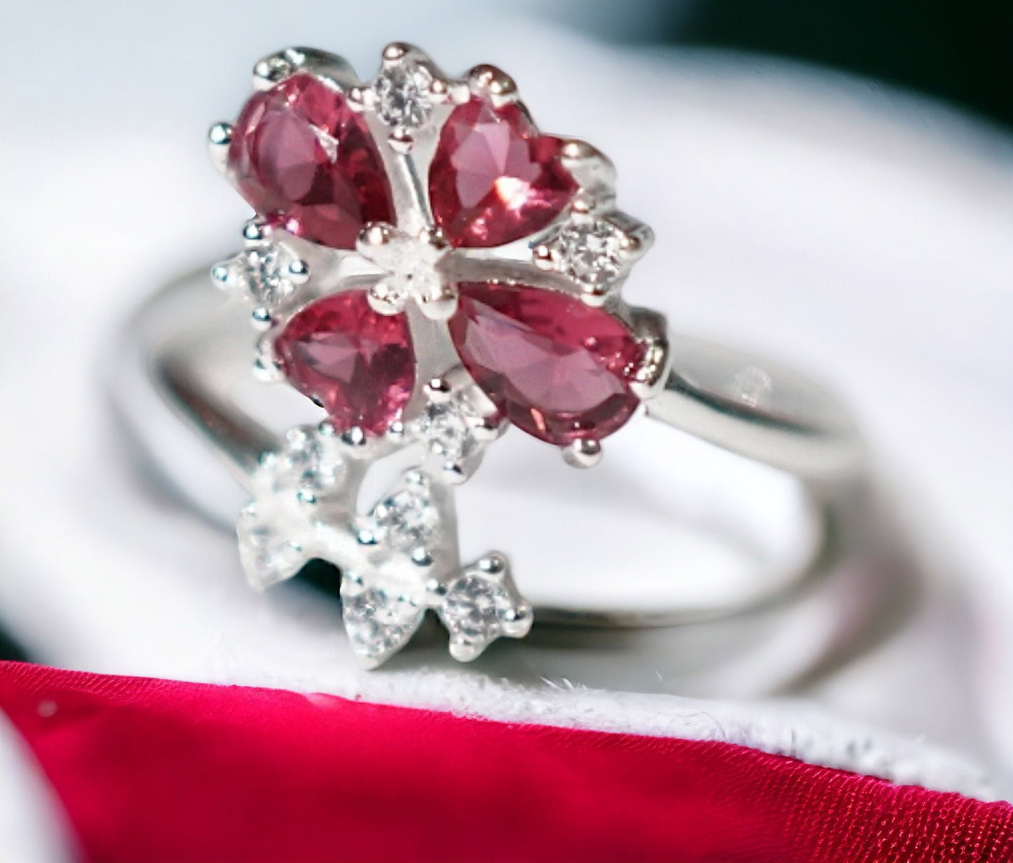 Sakura Glimmer:Italian Silver Ring